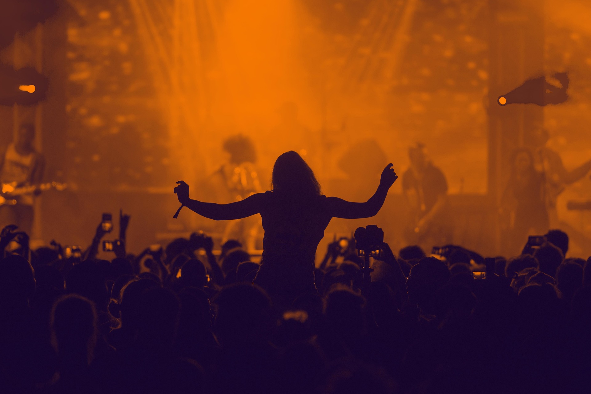 MOVING TOWARD YOUR EXTRAORDINARY LIFE